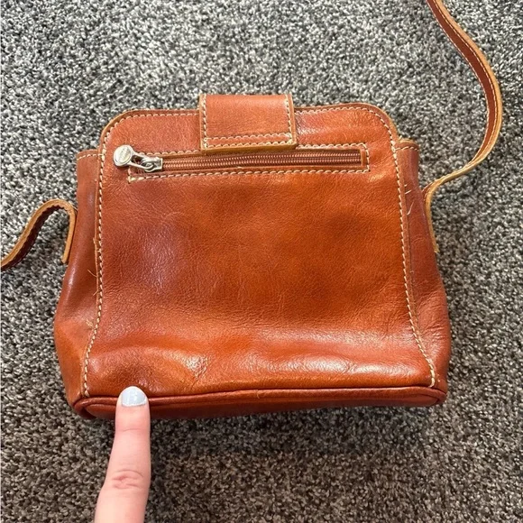 BCS Budapest Real Leather Cross Body Bag - Picture 3 of 7